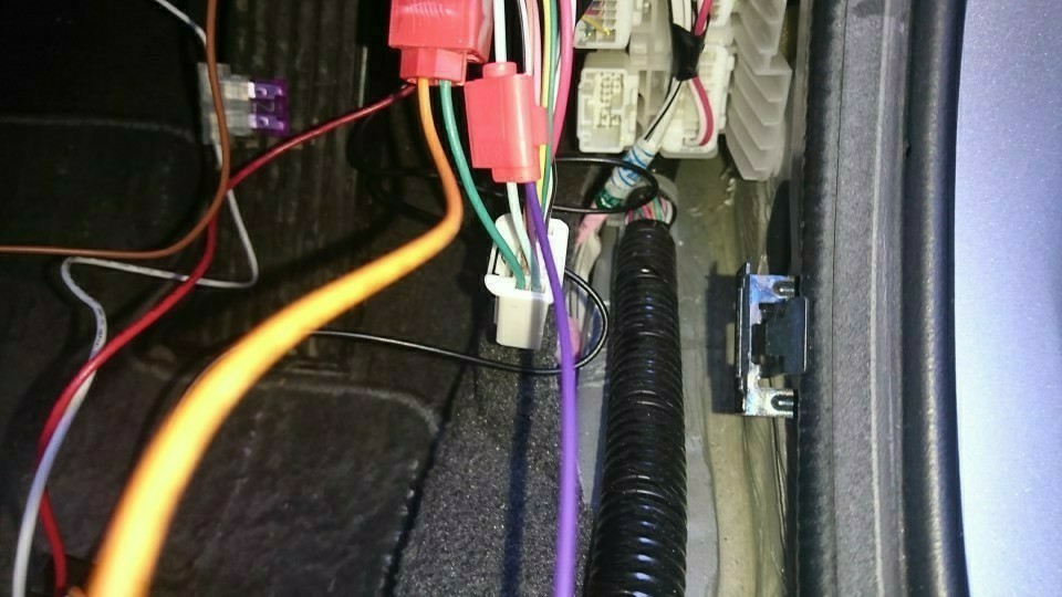 マークX (130系) アンサーバックサイレン取り付け by ぶしぇーみ - みんカラ マークX (130系) アンサーバックサイレン取り付け by ぶしぇーみ - みんカラ