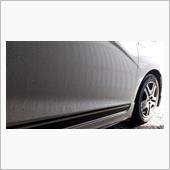 先週洗車をしましたが、この時期は一度スキーに行くとまたこんな状態に。<br />
<br />
とりあえず、泥汚れを落とします。