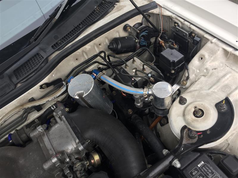 fd3s ナイトスポーツ・オイルキャッチタンク取付（マツダ RX-7