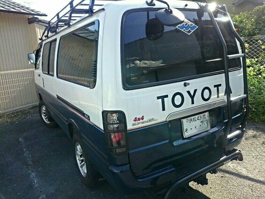 H14年 100系ハイエース スーパーカスタム 後期 リアガーニッシュ