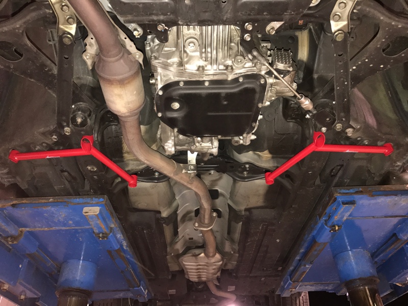 オートプロデュースA3 トライアングルサポート取付その2|AUTO PRODUCE