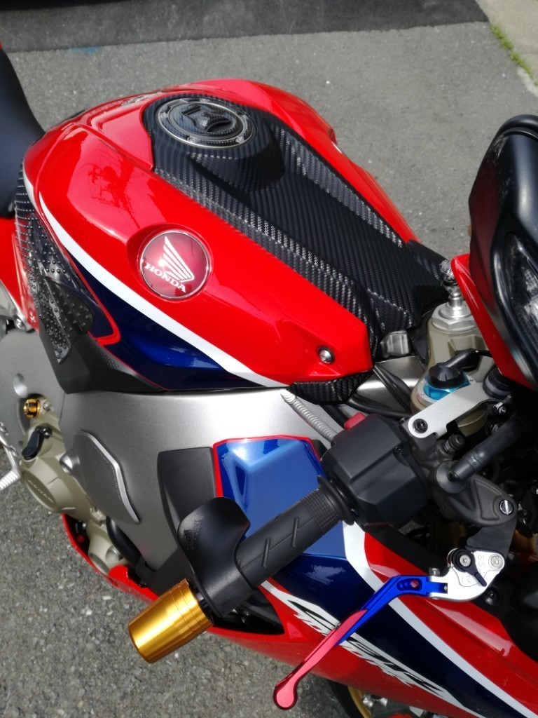 17-20 2BL-SC77 ホンダ CBR1000RR タンクカバー | バイクパーツ