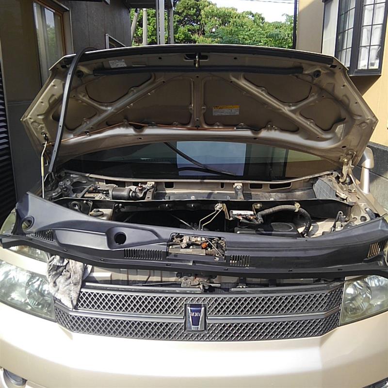 AZR60 ワイパーモーターassy補修塗装(ラッカー.銀色) 106,919km. (トヨタ ヴォクシー・60系)by TORQUE02 - みんカラ AZR60 ワイパーモーターassy補修塗装(ラッカー.銀色) 106,919km. (トヨタ ヴォクシー・60系)by TORQUE02 - みんカラ