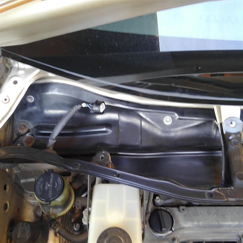AZR60 ワイパーモーターassy補修塗装(ラッカー.銀色) 106,919km. (トヨタ ヴォクシー・60系)by TORQUE02 - みんカラ AZR60 ワイパーモーターassy補修塗装(ラッカー.銀色) 106,919km. (トヨタ ヴォクシー・60系)by TORQUE02 - みんカラ