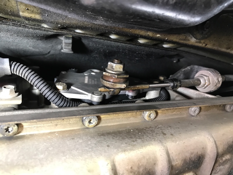 BMW E46 シフトポジションセンサー（インフィビタースイッチ