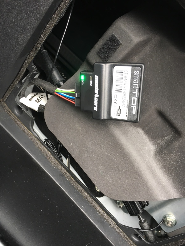 ロードスター (NC) スマートトップの取付 by コブラ兄貴 - みんカラ ロードスター (NC) スマートトップの取付 by コブラ兄貴 - みんカラ