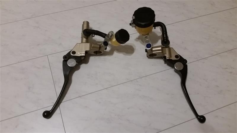 NISSN 別体ブレーキ・クラッチマスター取り付け 1（カワサキ