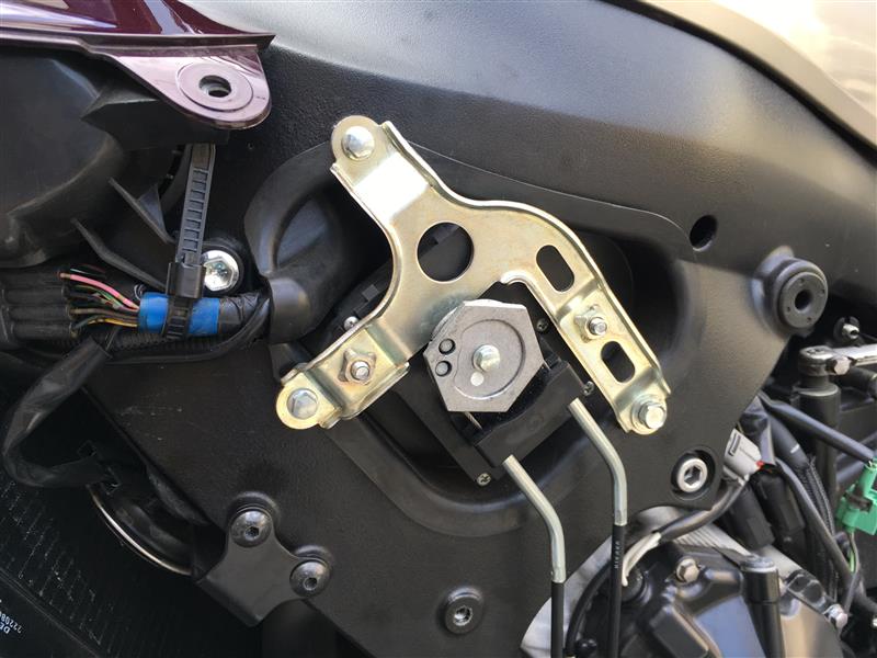 排気デバイスキャンセル♪（ホンダ CBR1000RR）by こぉーや
