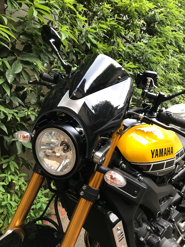 XSR900 モトデミック製フライススクリーン