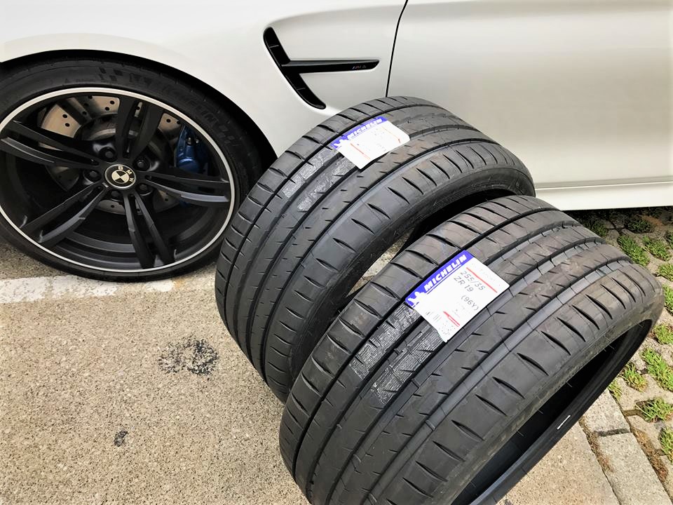 Michelin pilot sport 4 r22. Michelin Pilot Sport 4 s 275/40 r22. Michelin Pilot Sport 4 s r17. 225/40 R19 Michelin Pilot Sport 4s. Michelin Pilot Sport 4 245/40 r18.