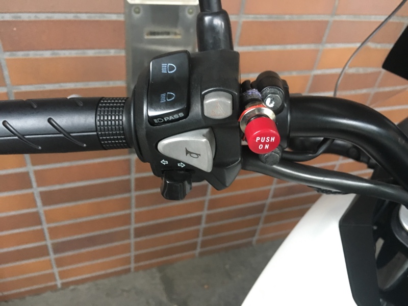 ホーンスイッチ故障につき自作ホーンスイッチ ホンダ Nc700x By てらやまだ みんカラ