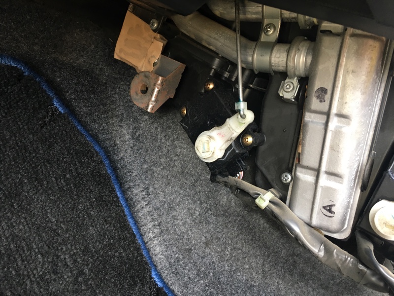 エアコン モード切り替えアクチュエータ交換 日産 マーチ By T Nina みんカラ
