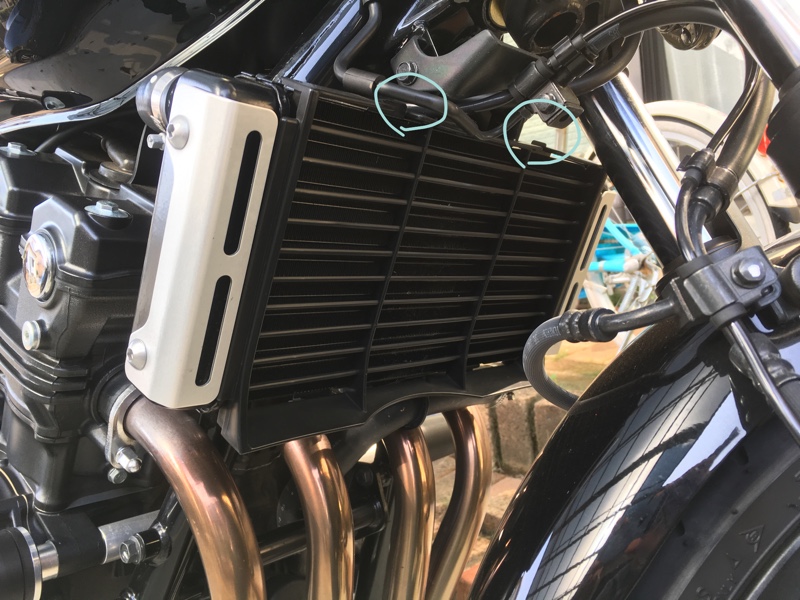 ラジエターガード交換(ホンダ CB400 Super Four Hyper V-tec Revo)by ラジエターガード交換(ホンダ CB400 Super Four Hyper V-tec Revo)by