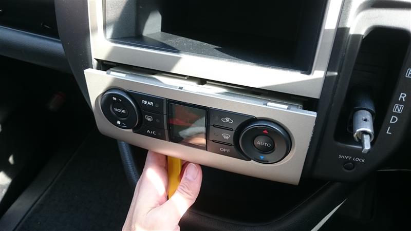 Bluetoothユニット(ND-BT1)をナビAVIC-HRZ09に取り付け(日産 Bluetoothユニット(ND-BT1)をナビAVIC-HRZ09に取り付け(日産