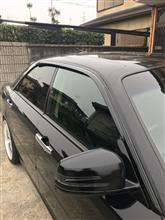 C33ローレルのバイザー