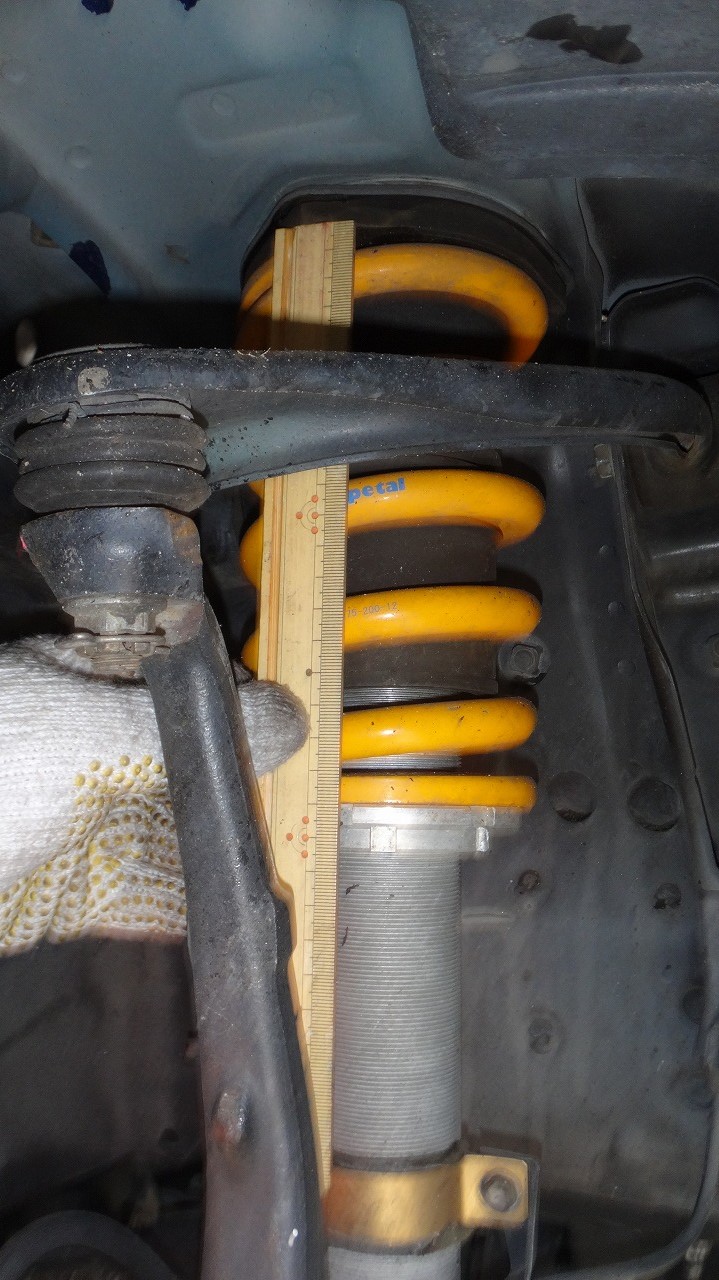 車高調のバネ自由長チェック ヘタリ具合確認 トヨタ アルテッツァ By M D A太郎 みんカラ