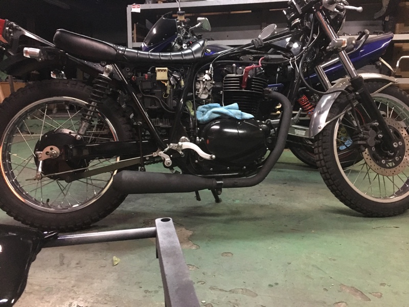 Kawasaki 250TR 純正マフラー - マフラー