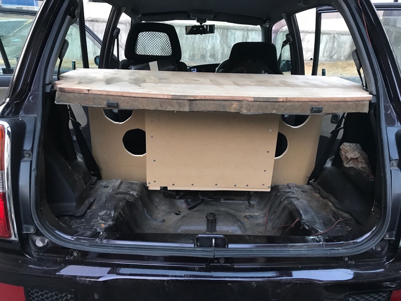 スピーカーボックス作成その1（ダイハツ ミラジーノ・L700/710系