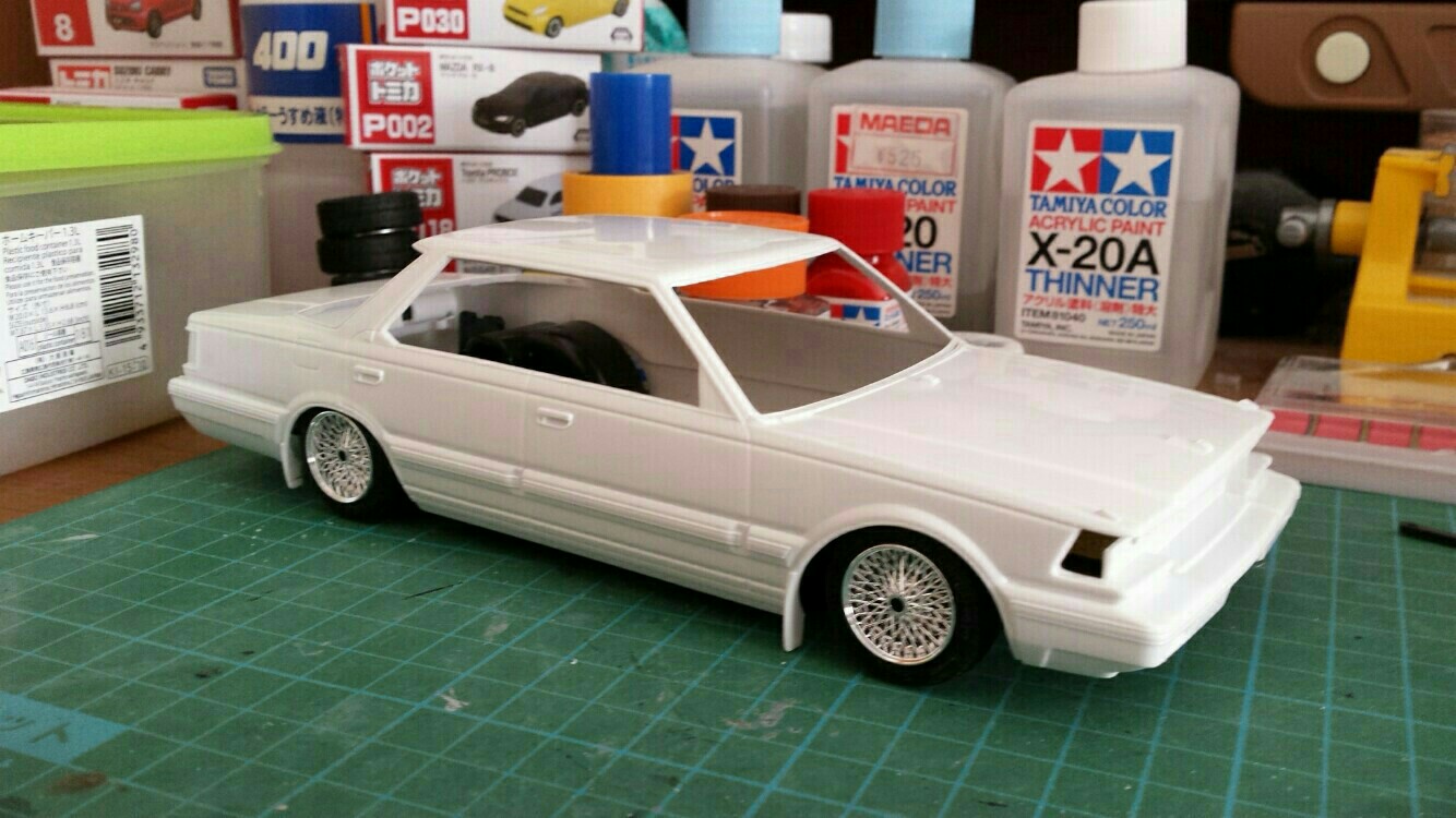 アオシマ 1/24 Y30 セドリック 4ドア HT V30 ターボ ブロアム