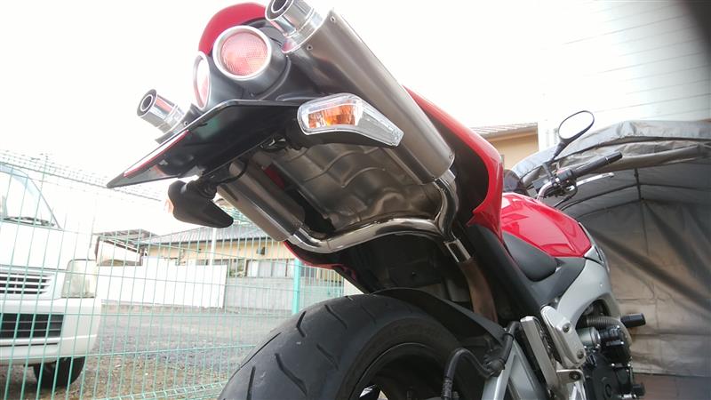 GSR400用WR'S スリップオンマフラー 交換(スズキ GSR600)by ☆くま