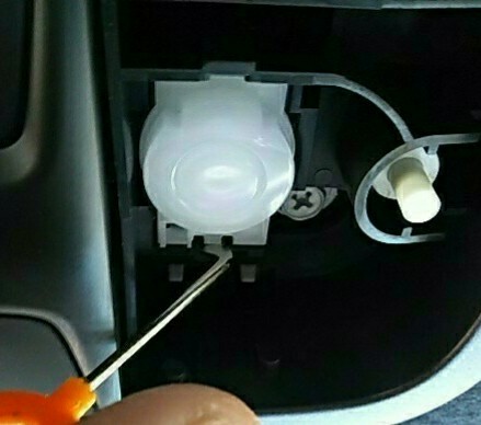 新型nbox専用ledルームランプに交換しました ホンダ Nボックスカスタム By ミウ チャタロウ みんカラ