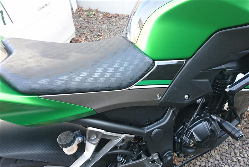 純正ｴｱｰﾌｨﾙﾀｰ⇒LCI-partsﾊｲﾌﾛｰﾌｨﾙﾀｰ交換（カワサキ Z250）by
