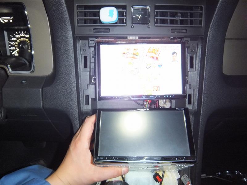 ナビゲーターのナビ 8インチ化～配線編♪（リンカーン
