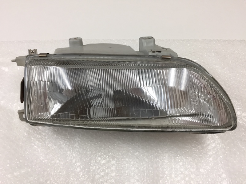 イギリス仕様後期ガラスヘッドとLEDバルブ（ホンダ CR-X・EF6/7