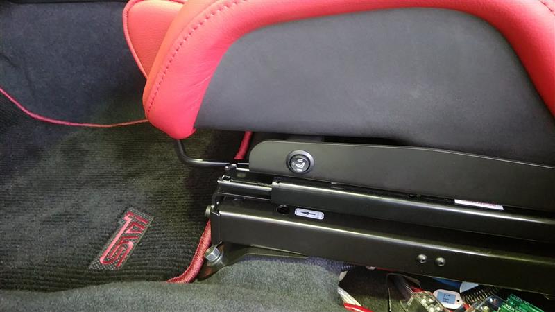 純正シートヒータースイッチ流用　その１