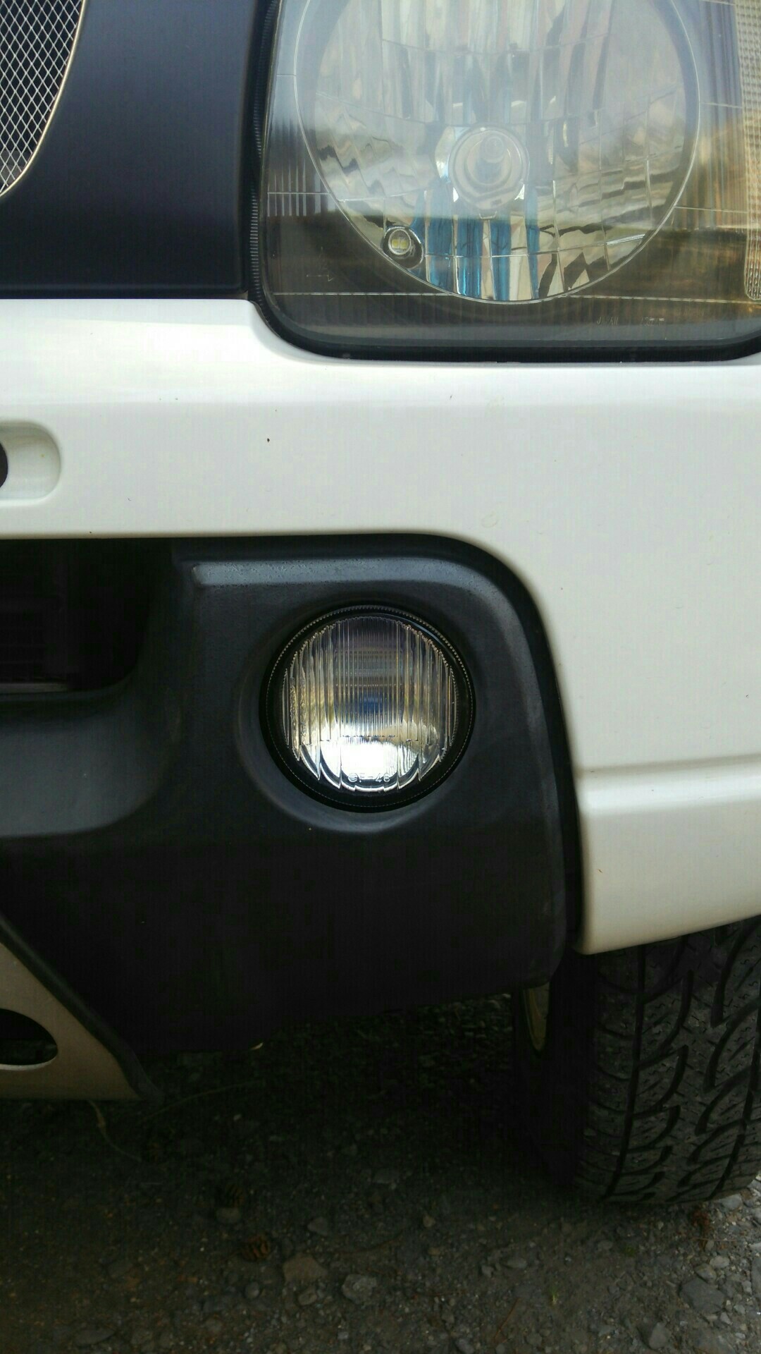 あえて2型のフォグランプに交換(スズキ ジムニー・JB23W)by jim337 - みんカラ あえて2型のフォグランプに交換(スズキ ジムニー・JB23W)by jim337 - みんカラ