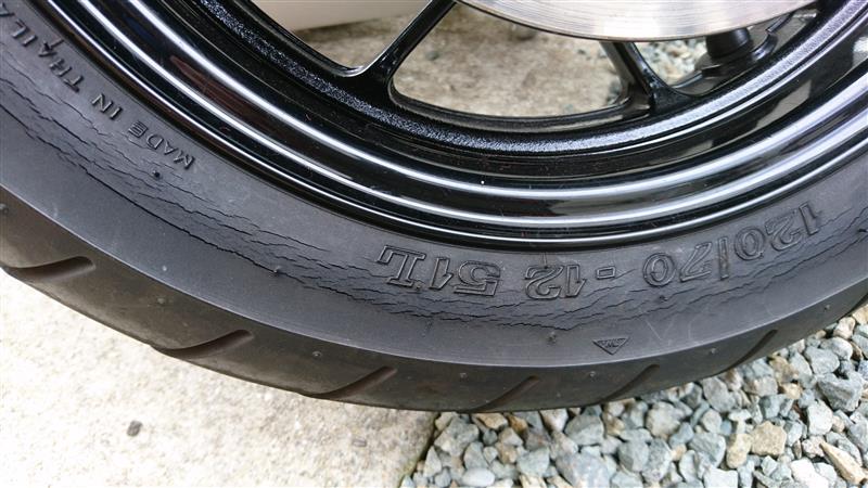 グロムのフロントタイヤをTT93GPに交換♪（ホンダ グロム125）by