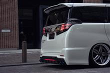 TRDリアバンパーにローマウント取り付け（トヨタ ヴェルファイア