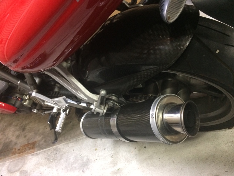 ドゥカティss900用ライディングハウススリップオンチタン