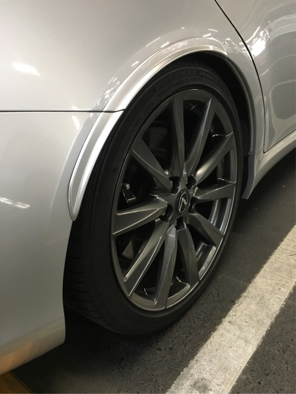 RCF純正 フェンダーモール