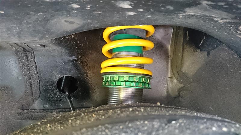 OHLINS オーリンズ 直巻スプリング 4k/200mm/ID65 47010-07/40C