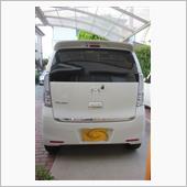 フィルムを貼ると貼らないではかなりイメージも変わります。<br />
次は～車高？（大爆）