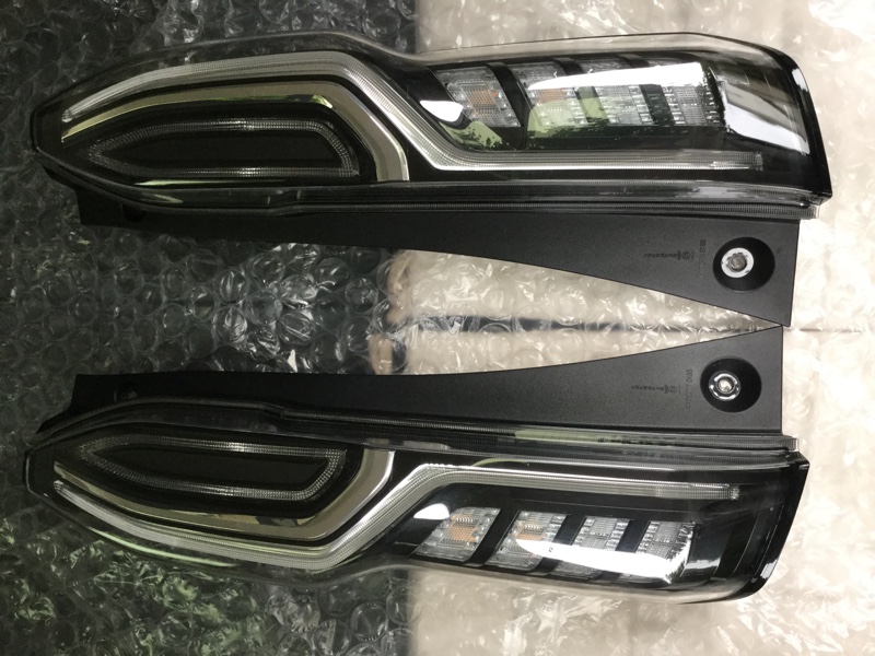N-BOX Custom テールランプに換装（その1）（ホンダ N-BOX・JF3