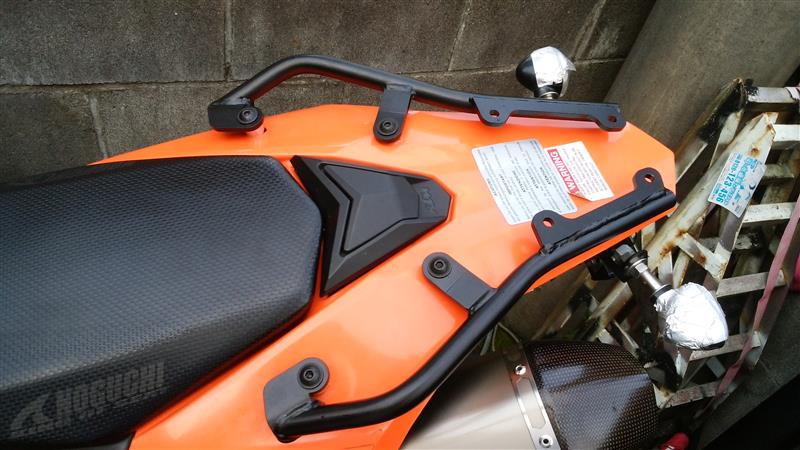 SW-MOTECH製690エンデューロ リアキャリア 社外  バイク 部品 KTM 690ENDURO 690SMCR アルラック リアラック コンディション良好:22300256