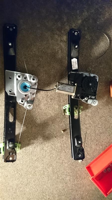 リアウィンドウ レギュレーター交換 part2(BMW 3シリーズ リアウィンドウ レギュレーター交換 part2(BMW 3シリーズ