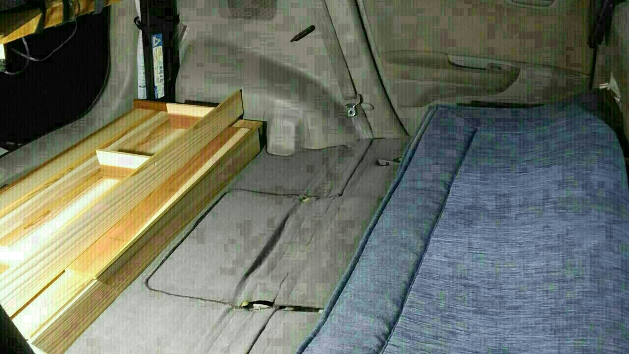 エディックス そうだ 車中泊しよう フルフラット仕様にしよう 駄洒落 ホンダ エディックス By てぇかむ Stay Cars みんカラ