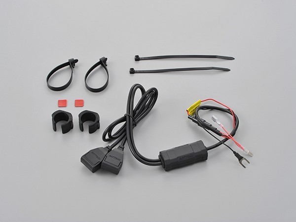 Usbポートの取り付けと 電源の取り出し ヤマハ Xsr700 By からあげ定食 みんカラ