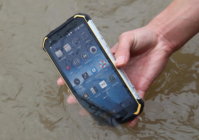 スマホをタフネス スマホに変えて 車側のスマホ スタンドも変更 マツダ Cx 5 By Ksjet みんカラ