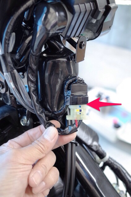 スーパーカブC125(JA48) バイクナビ ユピテル BNV-2 取付③電源取り出し by KingCubC7 - みんカラ スーパーカブC125(JA48) バイクナビ ユピテル BNV-2 取付③電源取り出し by KingCubC7 - みんカラ