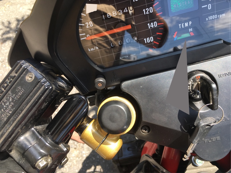 水温計動かず、ファン回らず？（ホンダ VT250F）by バグ 2002z