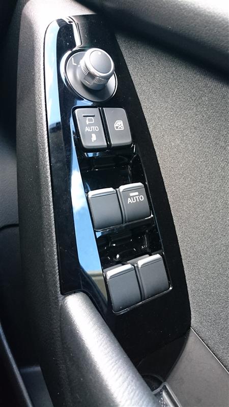 ドアミラーの自動格納機能追加をDIYで(マツダ アクセラスポーツ ドアミラーの自動格納機能追加をDIYで(マツダ アクセラスポーツ