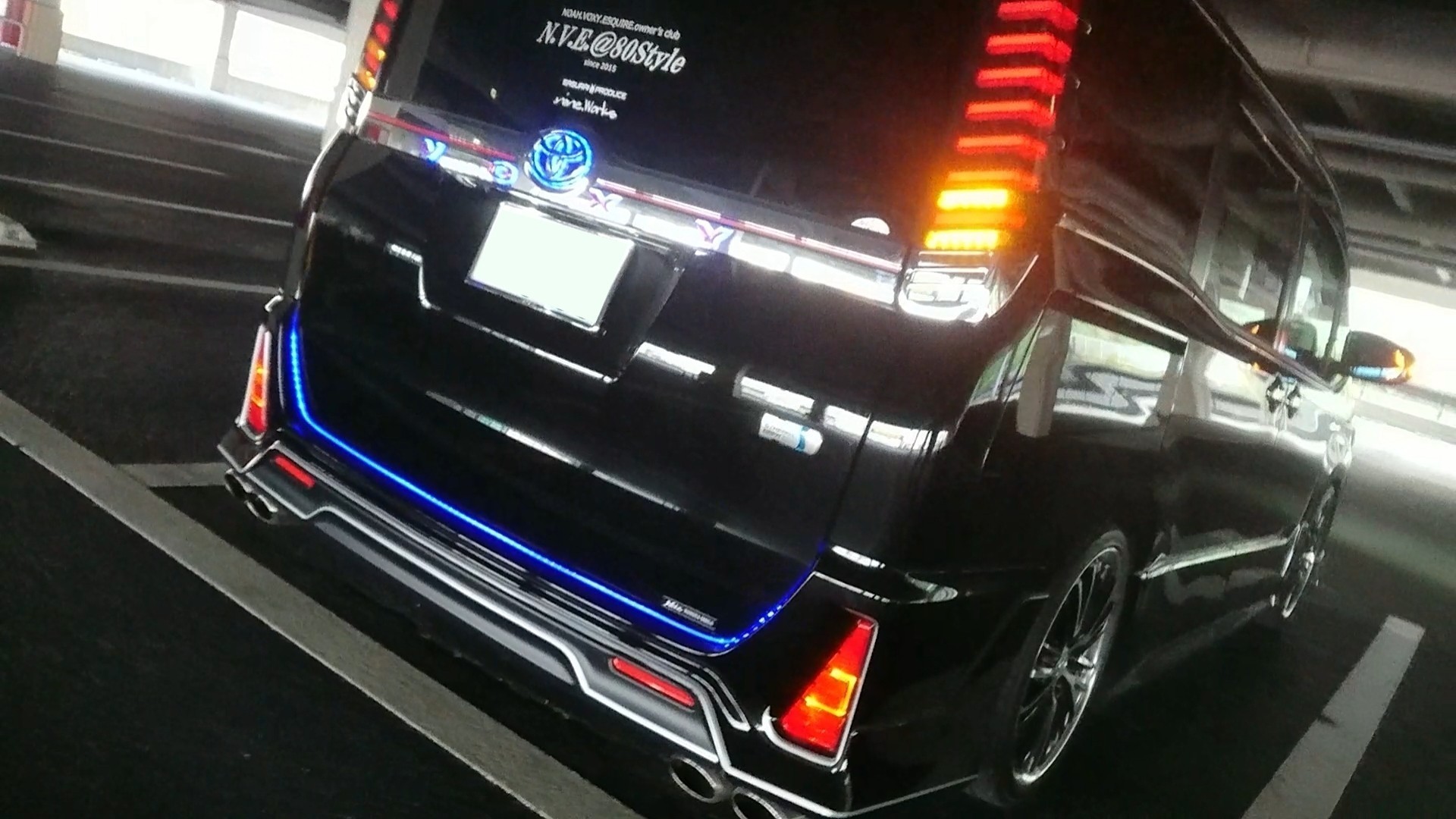 80ヴォクシー M-TEO テールランプ ＋リフレクター＋ウィンカー
