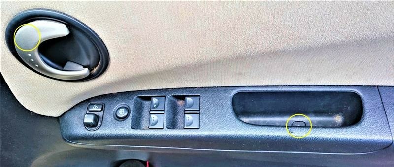 パワーウインドウスイッチ交換（運転席側）（ホンダ ライフ・JB5