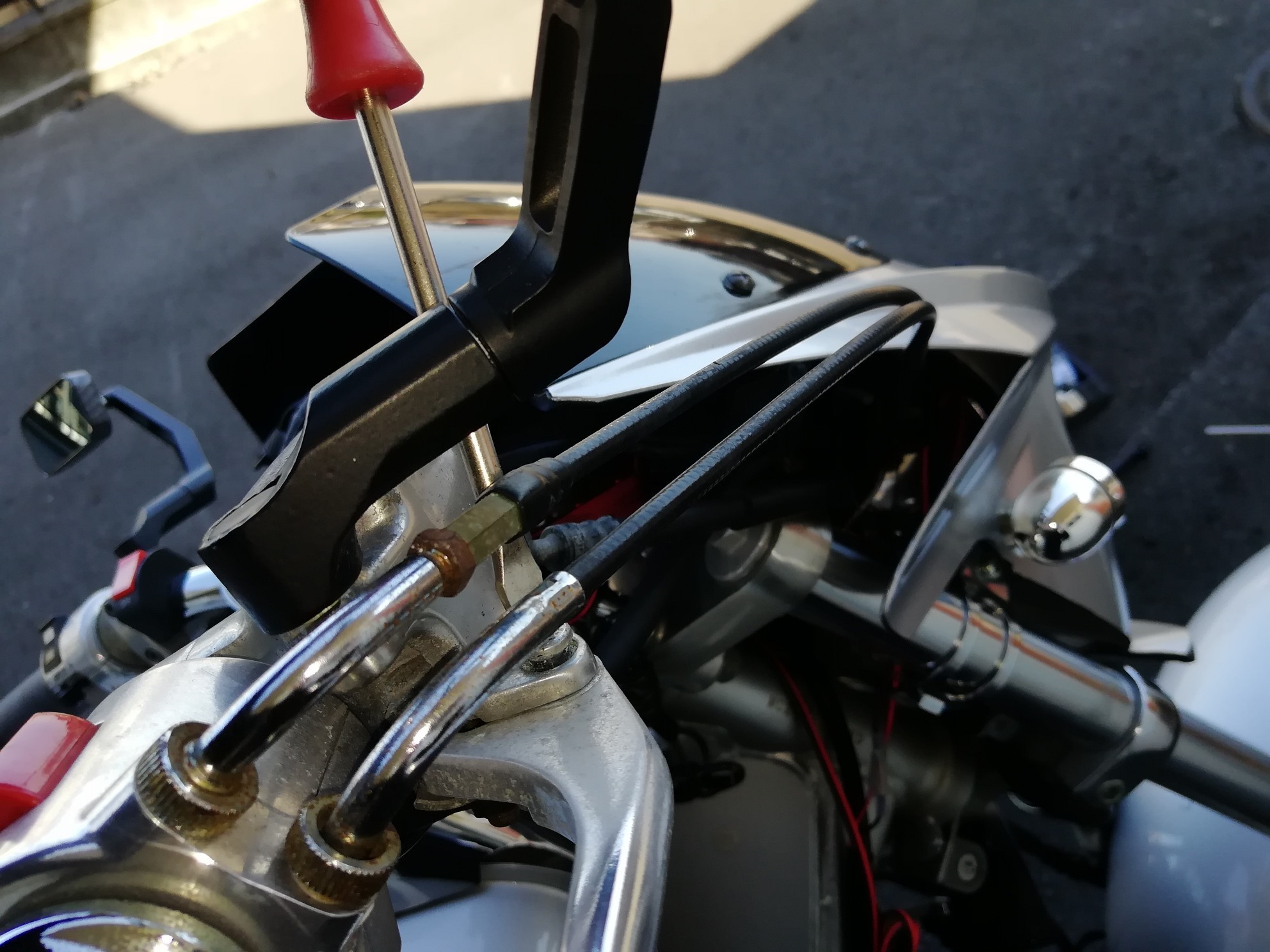 ブレーキレバー、クラッチレバー交換（ホンダ V-TWIN マグナ）by