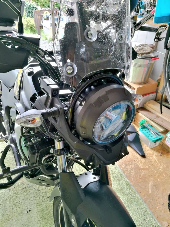 美品】Vストローム250 カウル クチバシ ブラック - メルカリ