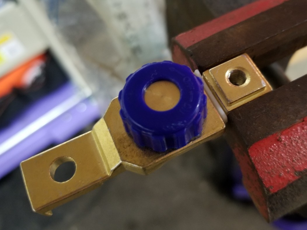 バッテリーカットオフスイッチ加工 スズキ アルトワークス By アルトワークスr みんカラ